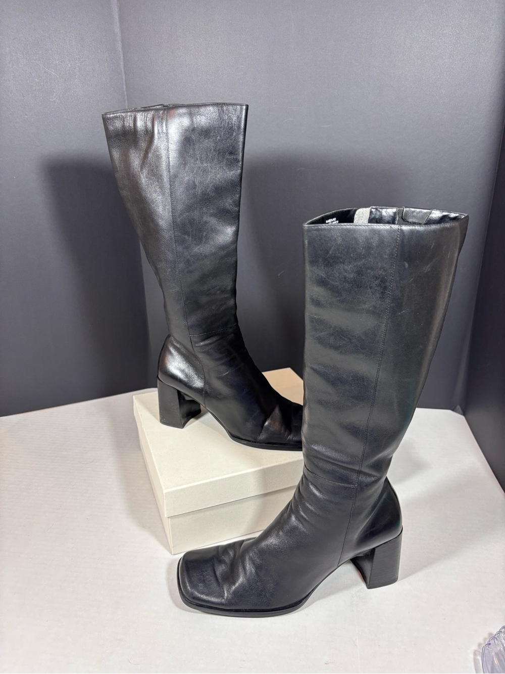 Vintage Nine West Tall Leather Square Toe Boot Block Heel Black Abound Y2K